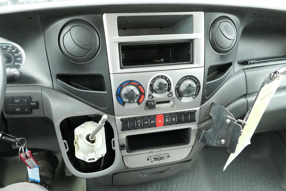 Gebraucht Iveco Daily 35 S11 C30C AUTOMATIK KAMERA MAXI Regale DURCHGANG