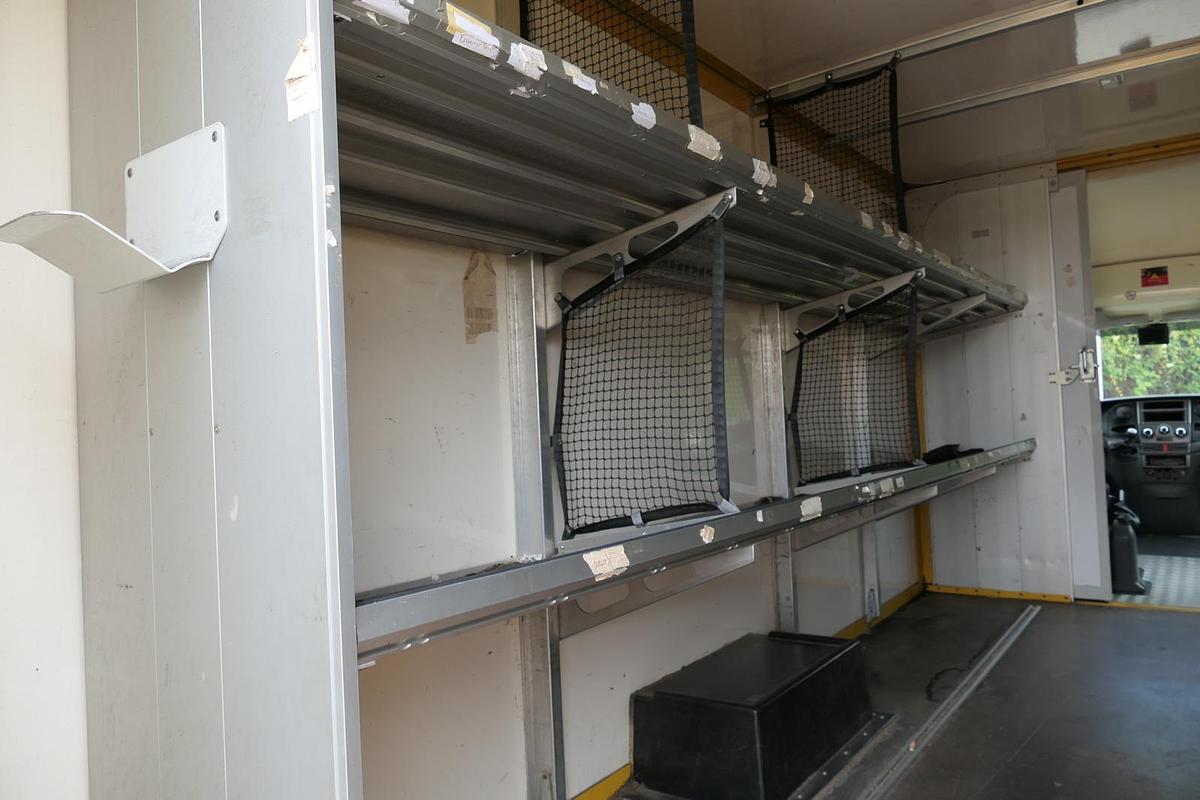 Gebraucht Iveco Daily 35 S11 C30C AUTOMATIK KAMERA Regale LUFT DURCHGANG EURO-5 CoC