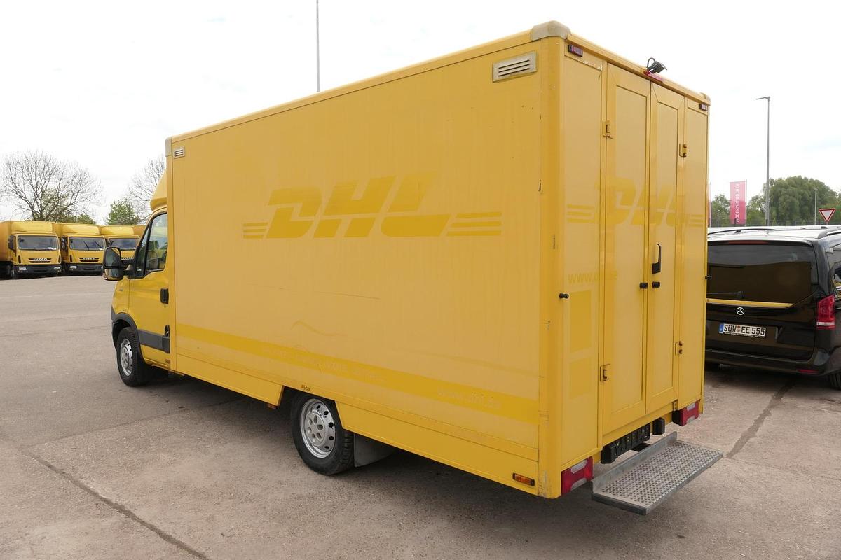 Gebraucht Iveco Daily 35 S11 C30C AUTOMATIK KAMERA Regale LUFT DURCHGANG EURO-5 CoC