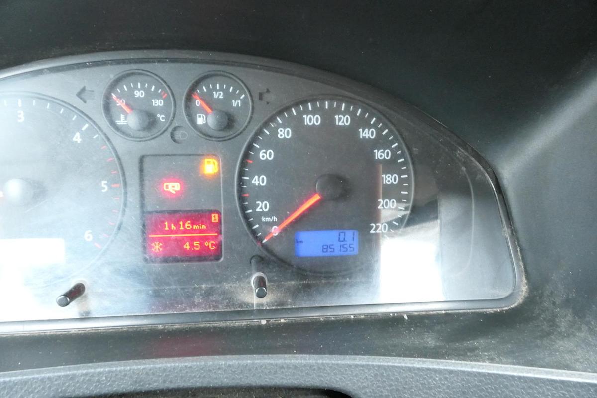 Gebraucht Volkswagen T5 Transporter 1.9 TDI PARKTRONIK 2xSCHIEBETÜR SERVICE 77tkm