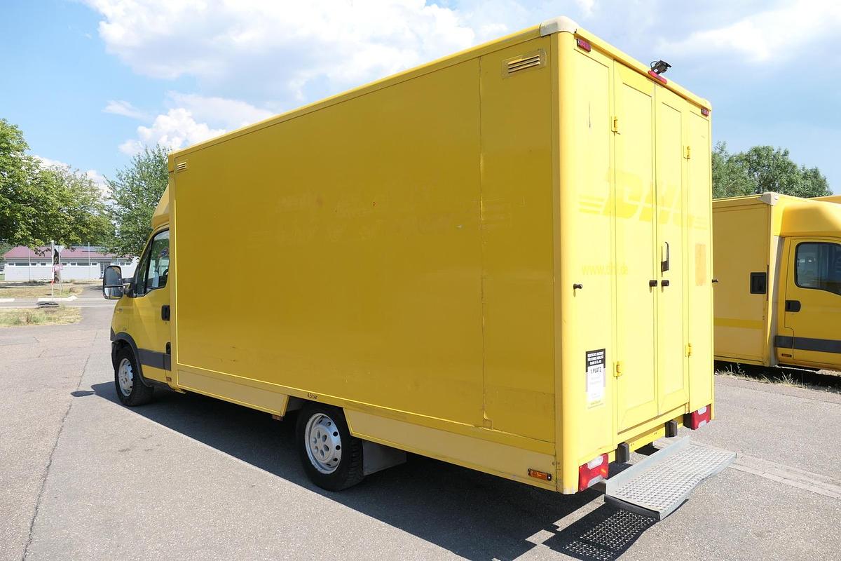 Gebraucht Iveco Daily 35 S11 C30C AUTOMATIK KAMERA Regale LUFT DURCHGANG EURO-5 CoC