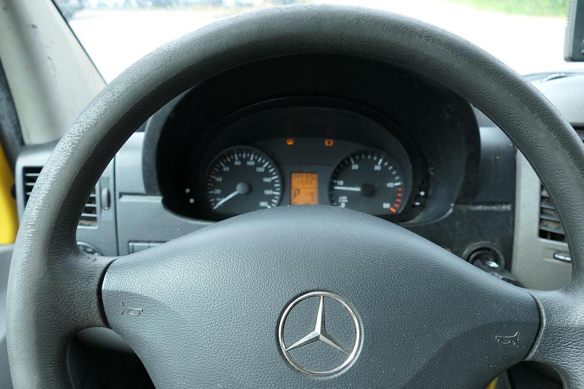 Gebraucht Mercedes-Benz SPRINTER 310 CDI MAXI EURO-5 KOFFER DURCHGANG REGALE KAMERA