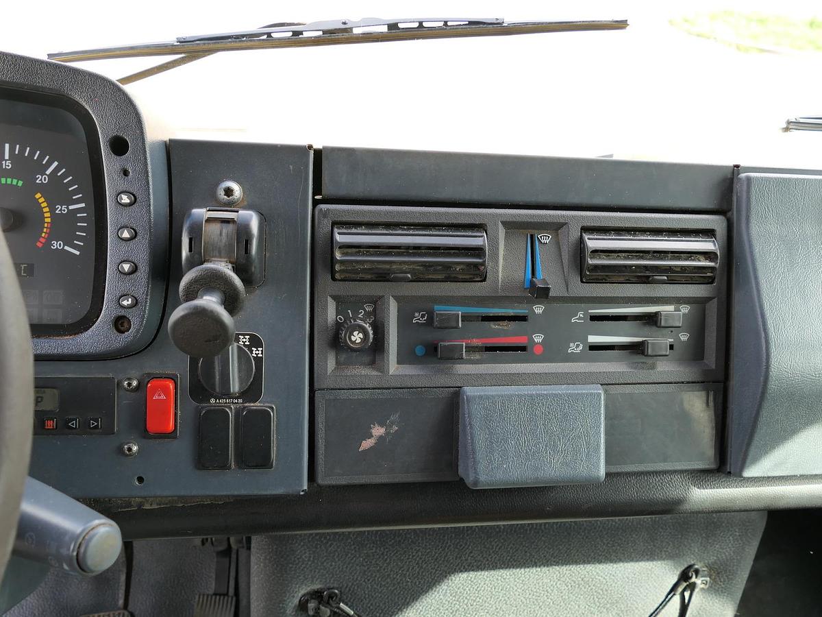 Gebraucht Unimog U4000 437/25 DoKa AHK KLIMA STANDHEIZUNG EURO-4