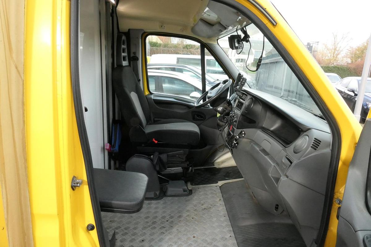 Gebraucht Iveco Daily 35 S11 C30C AUTOMATIK KAMERA MAXI KAMERA Regale LUFT - EURO 5 - CoC