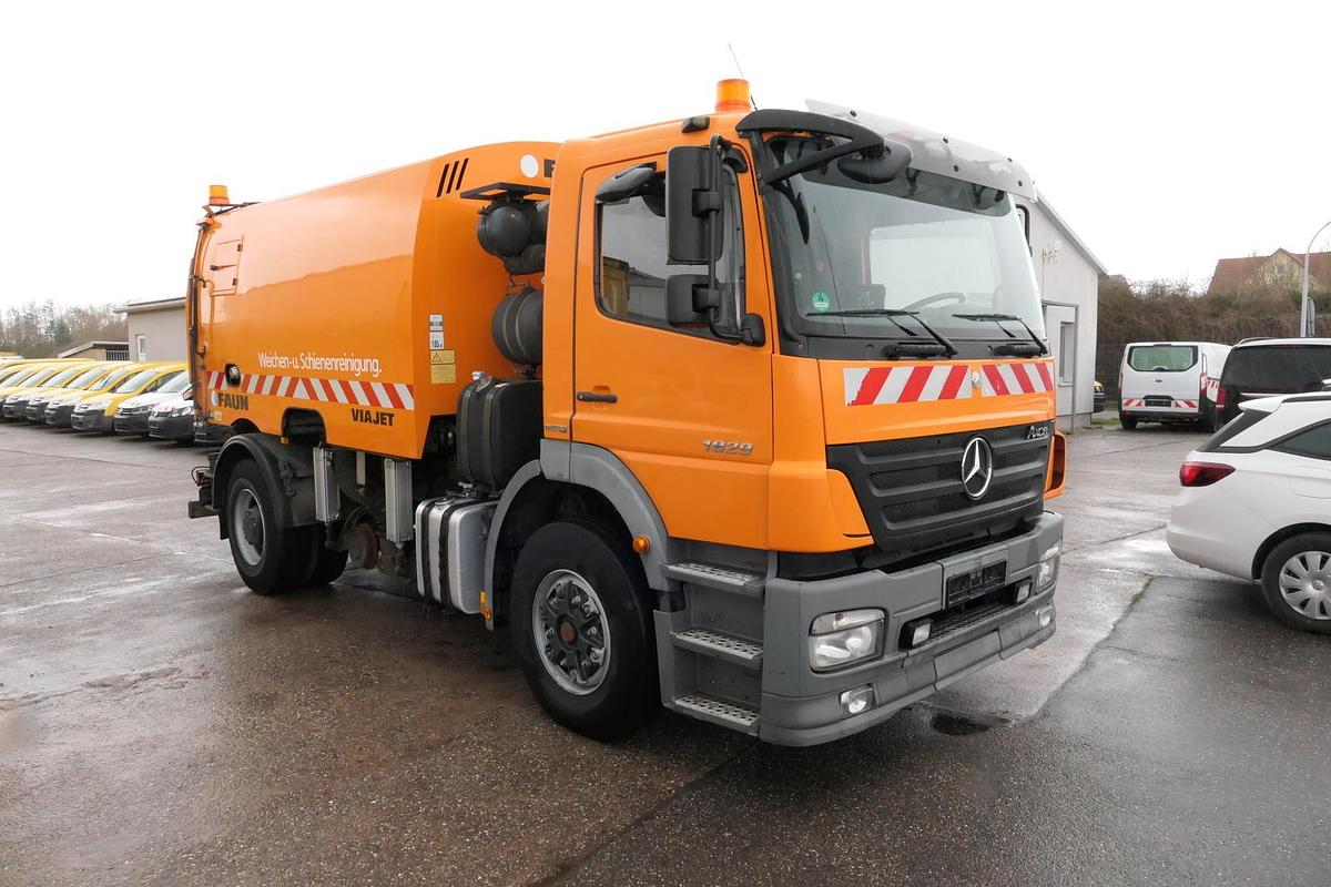 Gebraucht Mercedes-Benz 1829 Axor-R KLIMA FAUN Zweiwege-Schienenreiniger Standheizung - VIAJET 6H