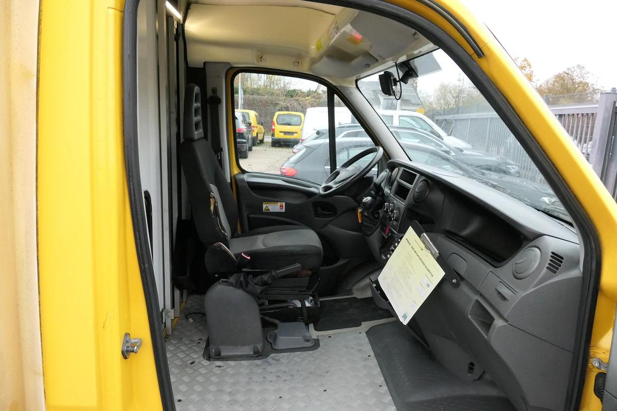 Gebraucht Iveco Daily 35 S11 C30C AUTOMATIK KAMERA MAXI KAMERA Regale LUFT - EURO 5 - CoC