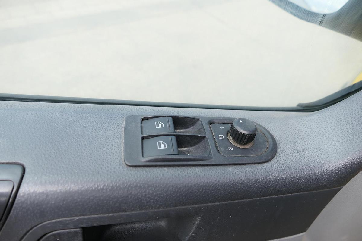 Gebraucht Volkswagen T5 Transporter 2.0 TDI PARKTRONIK 2xSCHIEBETÜR COC