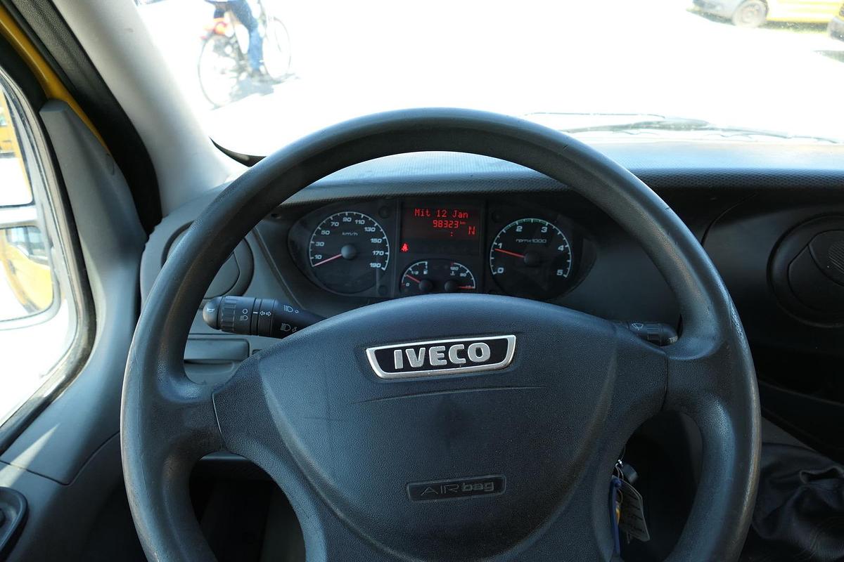 Gebraucht Iveco Daily 35 S11 C30C AUTOMATIK KAMERA MAXI Regale LUFT - EURO 5 - CoC