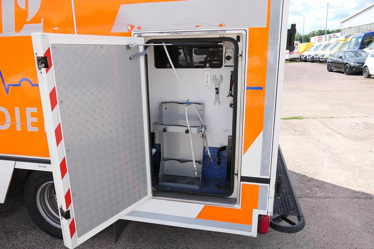 Gebraucht Mercedes-Benz Sprinter 519 CDI Klima Krankenwagen Fahrtec Aufbau