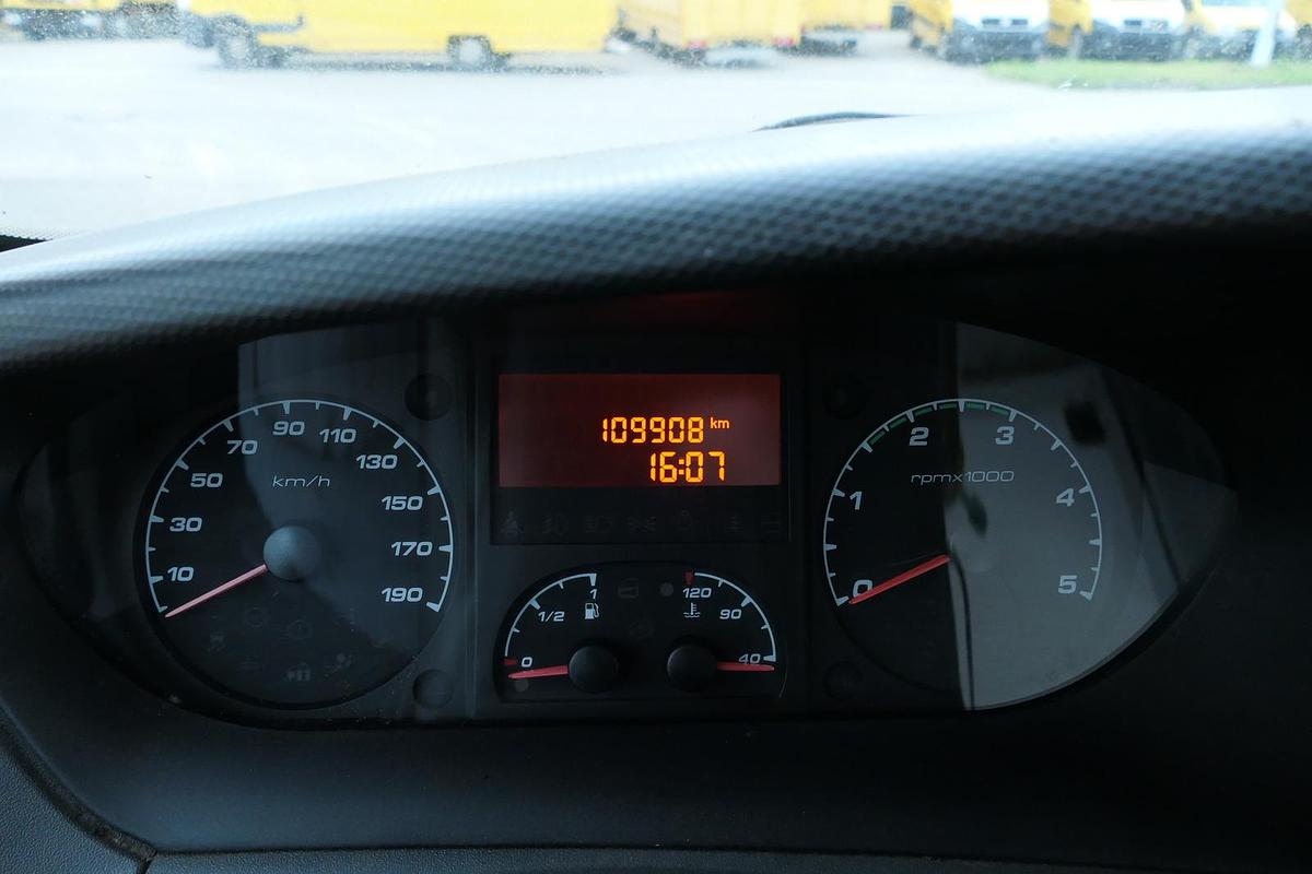 Gebraucht Iveco Daily 35 S11 C30C AUTOMATIK KAMERA Regale LUFT DURCHGANG EURO-5 CoC