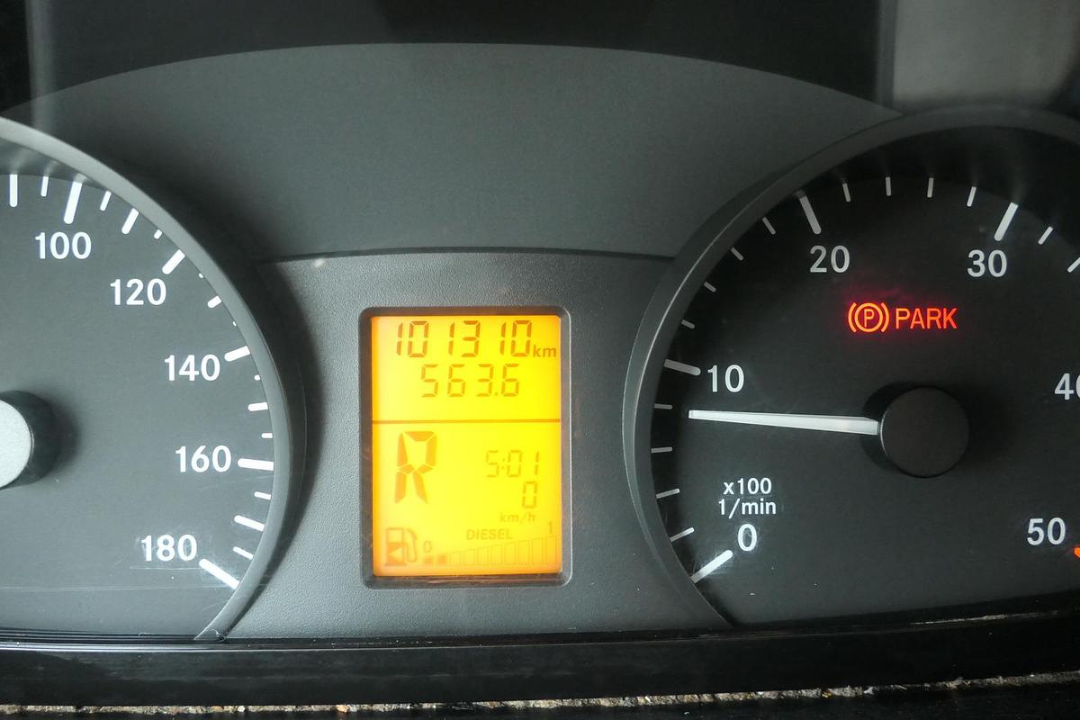 Gebraucht Mercedes-Benz SPRINTER 310 CDI MAXI EURO-5 KOFFER REGALE KAMERA DURCHGANG