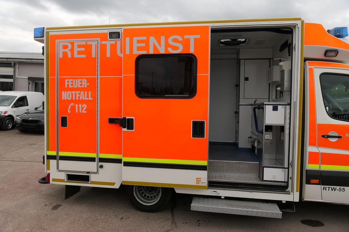 Gebraucht Mercedes-Benz Sprinter 519 CDI Klima Krankenwagen