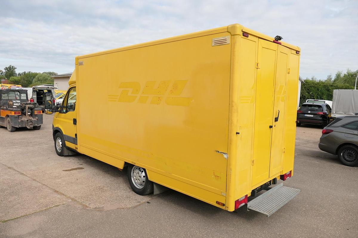 Gebraucht Iveco Daily 35 S11 C30C AUTOMATIK KAMERA Regale LUFT DURCHGANG EURO-5 CoC