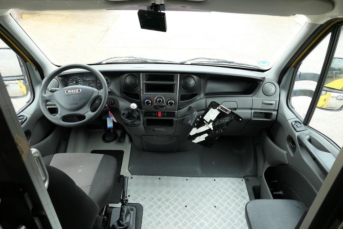 Gebraucht Iveco Daily 35 S11 C30C AUTOMATIK KAMERA Regale LUFT DURCHGANG EURO-5 CoC