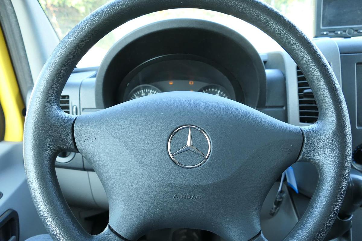 Gebraucht Mercedes-Benz SPRINTER 310 CDI MAXI EURO-5 KOFFER REGALE KAMERA DURCHGANG