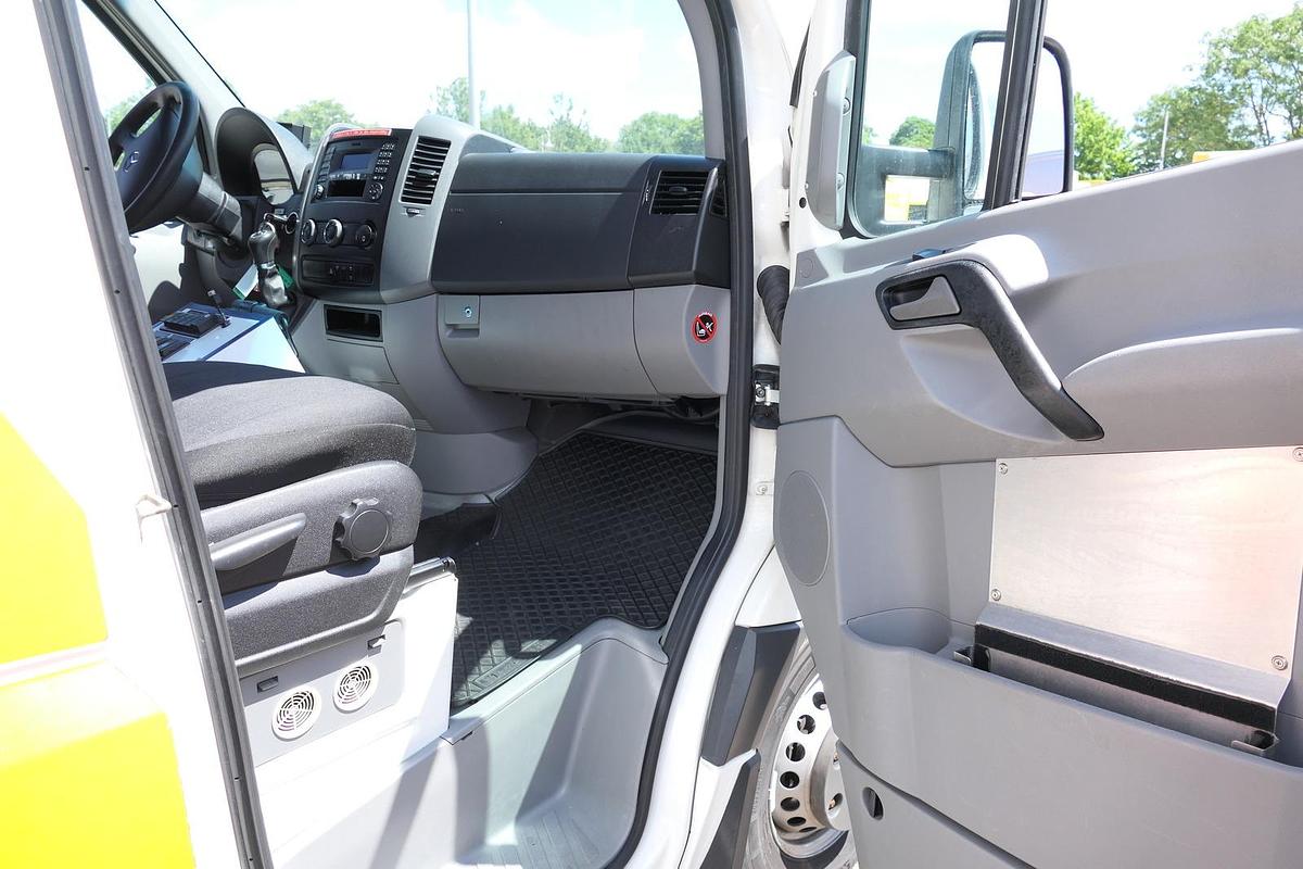 Gebraucht Mercedes-Benz Sprinter 519 CDI Klima Krankenwagen Fahrtec Aufbau