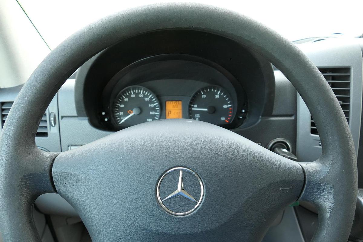 Gebraucht Mercedes-Benz SPRINTER 310 CDI MAXI EURO-5 KOFFER REGALE KAMERA DURCHGANG COC