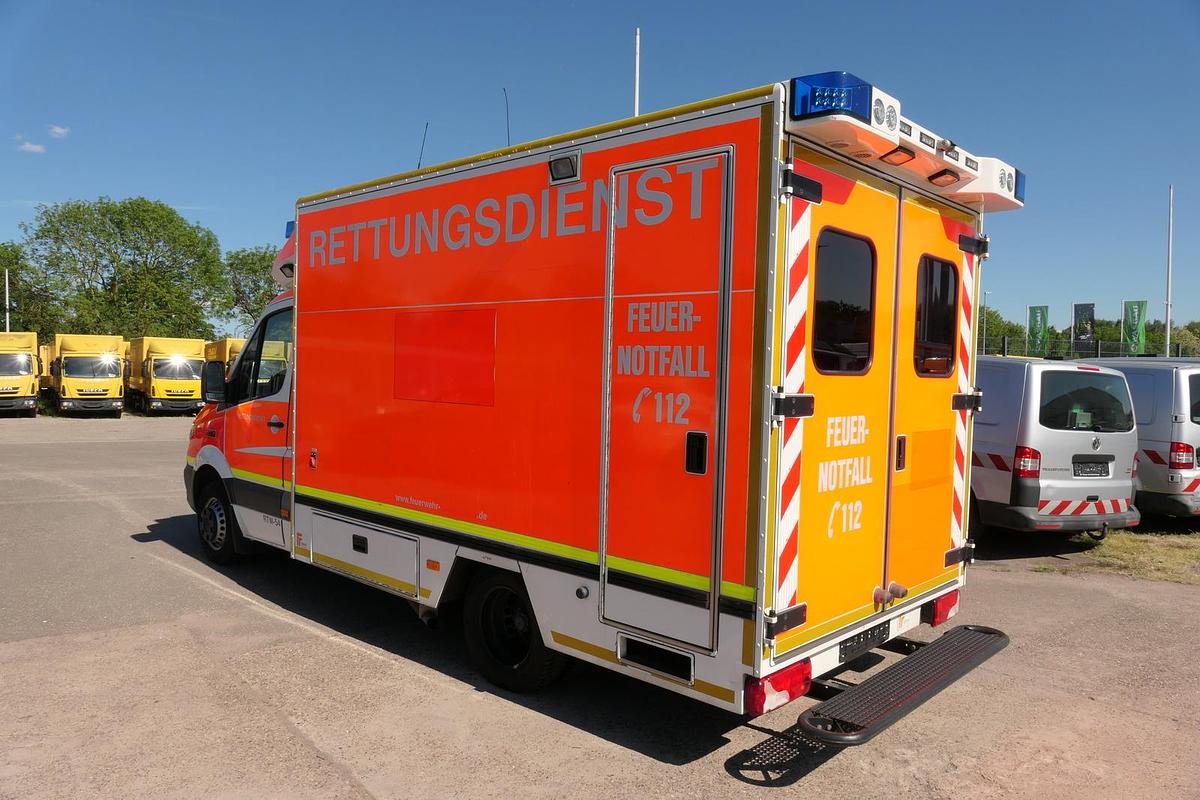 Gebraucht Mercedes-Benz Sprinter 519 CDI Klima Krankenwagen