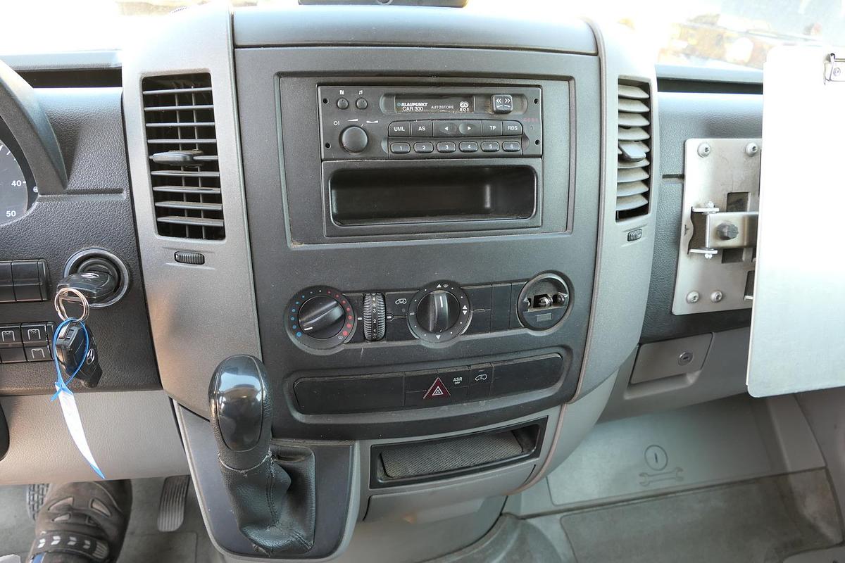 Gebraucht Mercedes-Benz SPRINTER 310 CDI MAXI EURO-5 KOFFER DURCHGANG REGALE KAMERA SERVICE