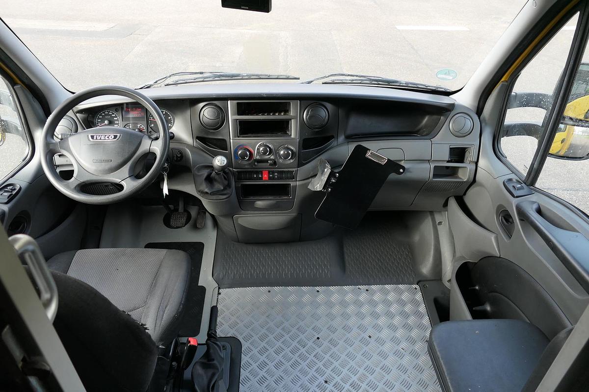 Gebraucht Iveco Daily 35 S11 C30C AUTOMATIK KAMERA Regale LUFT DURCHGANG EURO-5 CoC