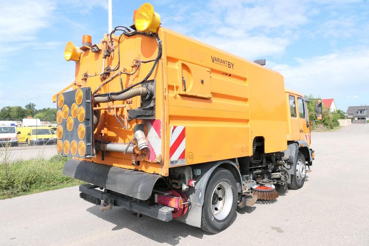 Gebraucht MAN LE 1608 KOMMUNAL KROLL BY SFZ - Rechtslenker