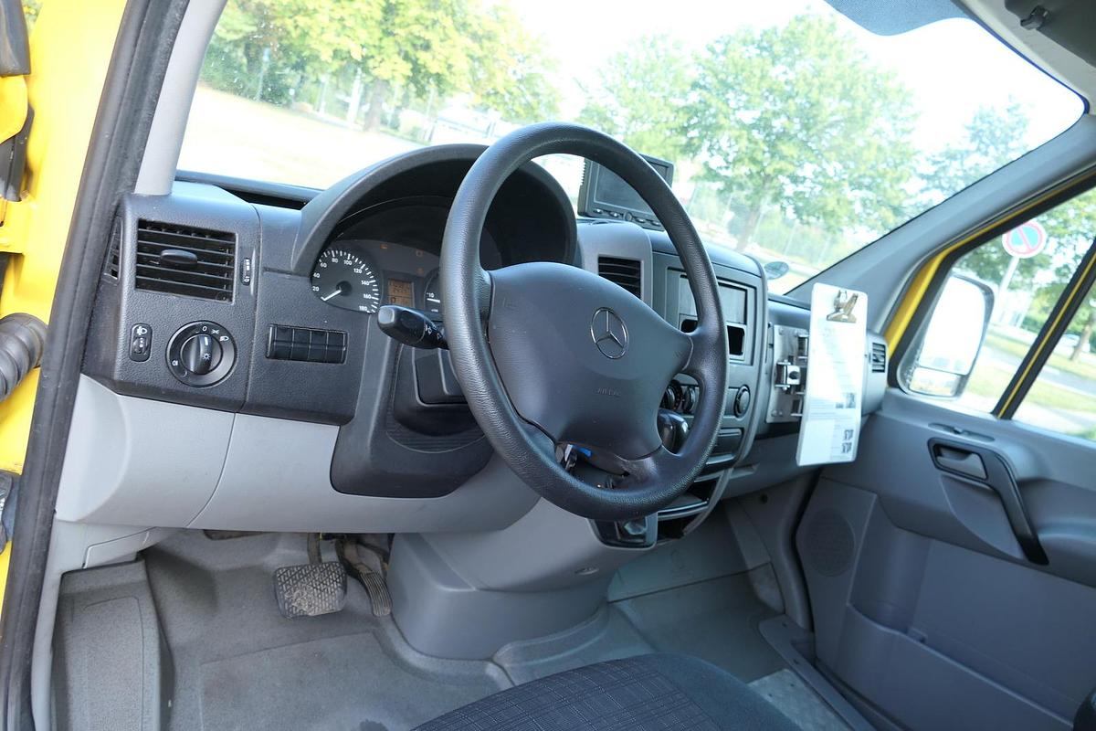 Gebraucht Mercedes-Benz SPRINTER 310 CDI MAXI EURO-5 KOFFER REGALE KAMERA DURCHGANG