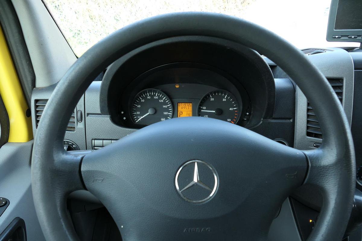 Gebraucht Mercedes-Benz SPRINTER 310 CDI MAXI EURO-5 KOFFER REGALE KAMERA DURCHGANG