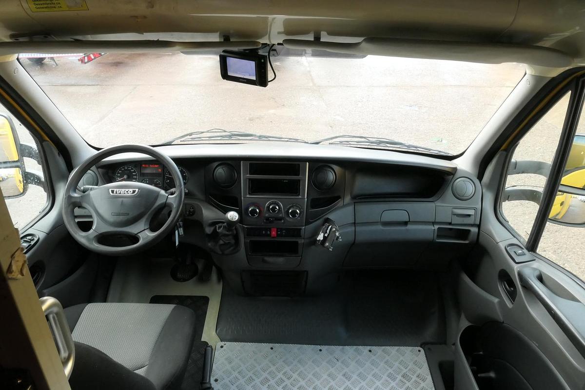 Gebraucht Iveco Daily 35 S11 C30C AUTOMATIK KAMERA MAXI KAMERA Regale LUFT - EURO 5 - CoC