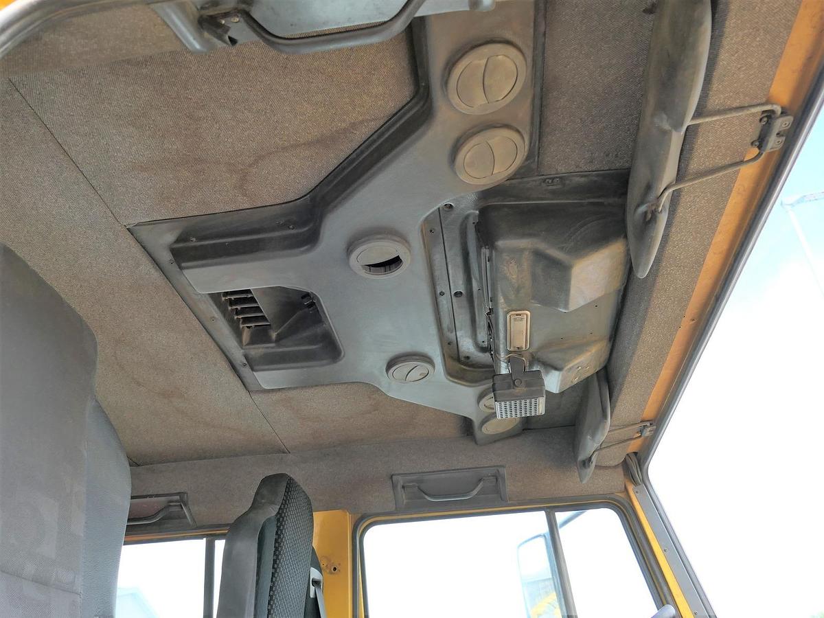 Gebraucht Unimog U4000 437/25 DoKa AHK KLIMA STANDHEIZUNG EURO-4