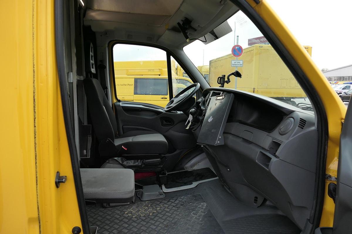 Gebraucht Iveco Daily 35 S11 C30C KURZ AUTOMATIK KAMERA Regale LUFT DURCHGANG EURO-5 CoC