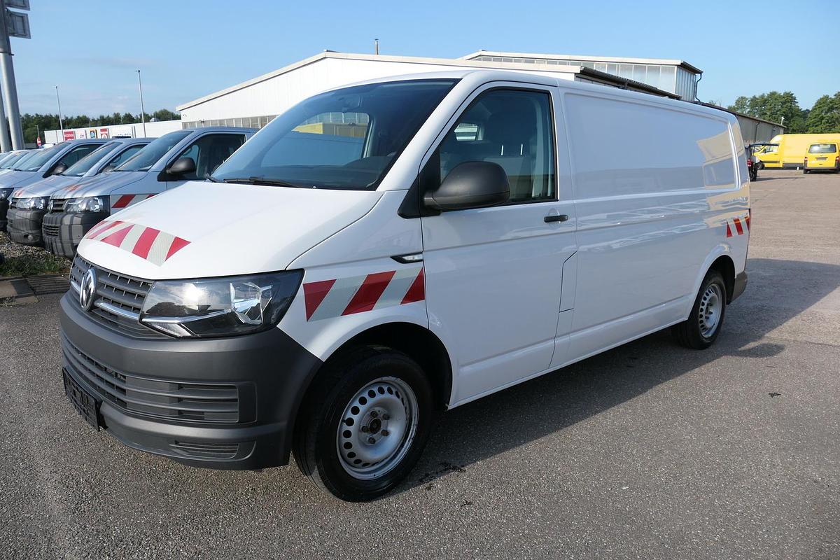 Gebraucht Volkswagen T6 Transporter 2.0 TDI lang 4Motion KLIMA AHK Werkstatteinbauten COC
