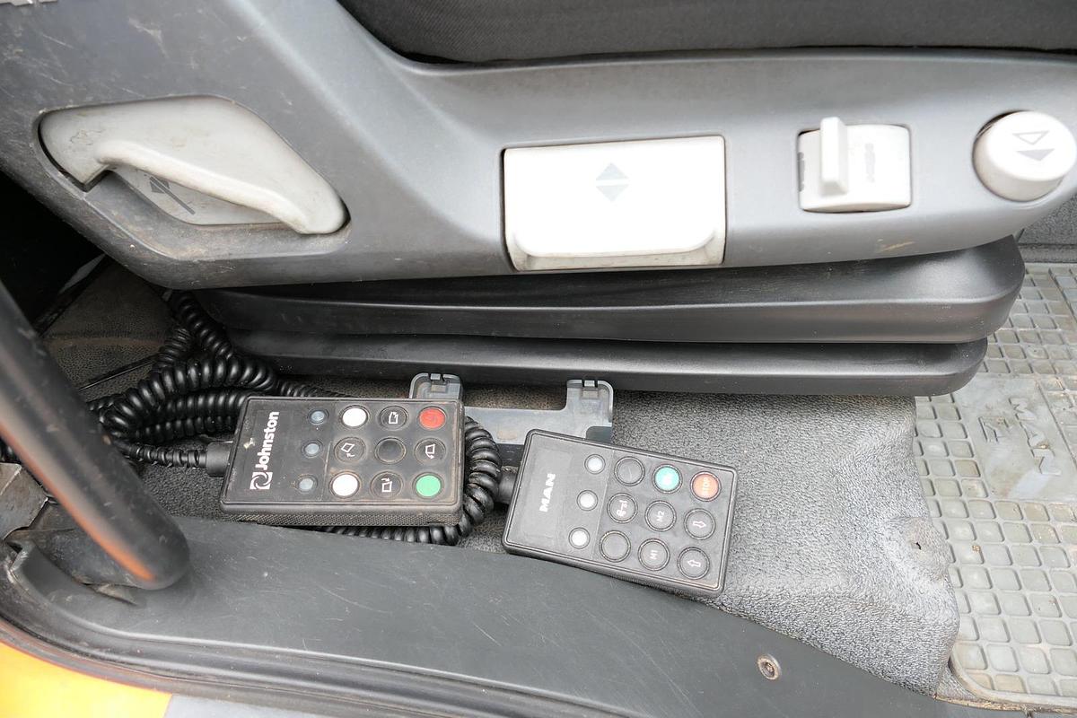 Gebraucht MAN TGL 12.250 4x2 BL Kehrmaschine