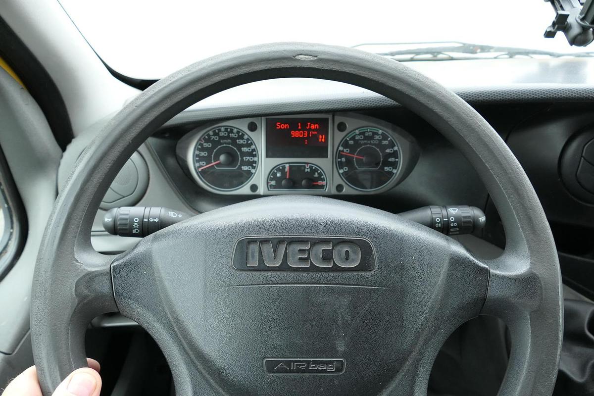 Gebraucht Iveco Daily 35 S11 C30C AUTOMATIK KAMERA MAXI Regale DURCHGANG