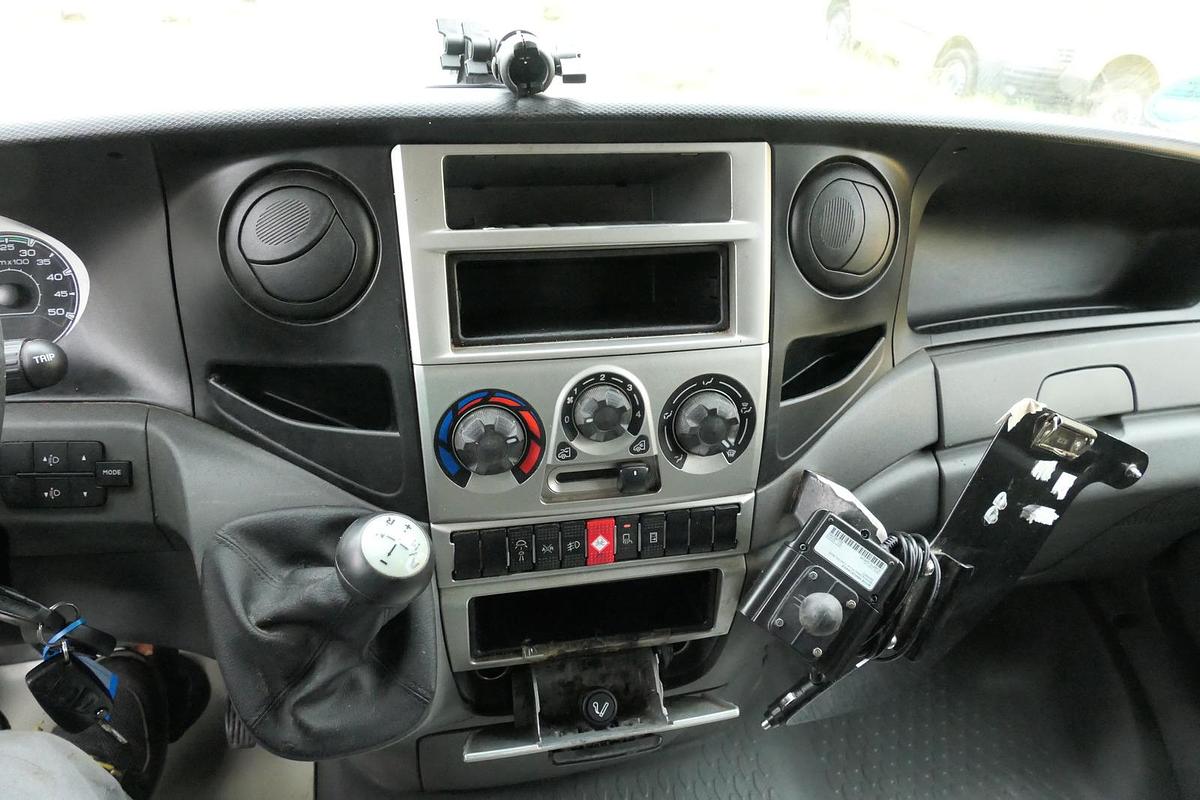 Gebraucht Iveco Daily 35 S11 C30C AUTOMATIK KAMERA MAXI Regale DURCHGANG