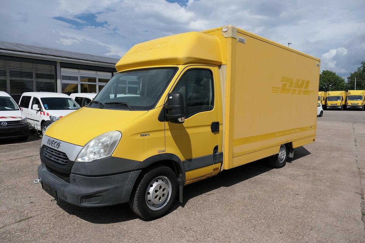 Gebraucht Iveco Daily 35 S11 C30C AUTOMATIK KAMERA Regale LUFT DURCHGANG EURO-5 CoC