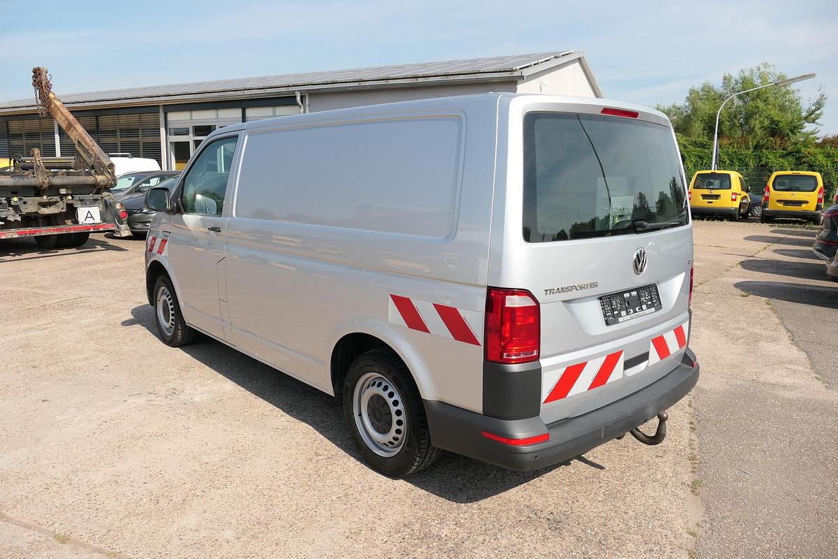 Gebraucht Volkswagen T6 Transporter 2.0 TDI KLIMA AHK WERKSTATTEINBAUTEN COC