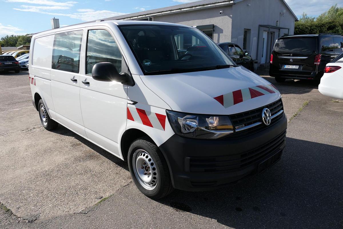 Gebraucht Volkswagen T6 Transporter 2.0 TDI 4Motion lang KLIMA AHK Werkstatteinbauten COC