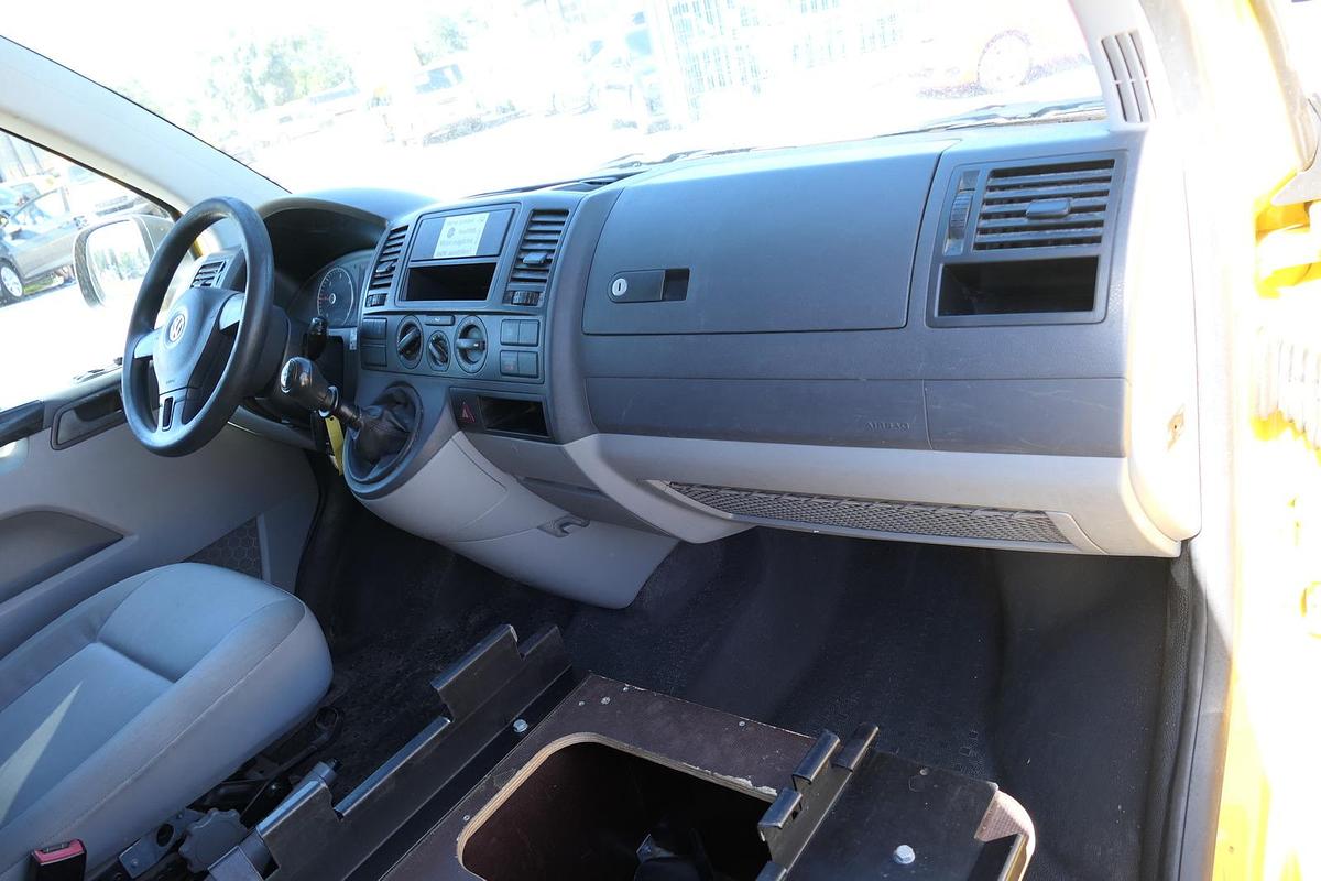 Gebraucht Volkswagen T5 Transporter 2.0 TDI PARKTRONIK EURO-5 2xSCHIEBETÜR CoC