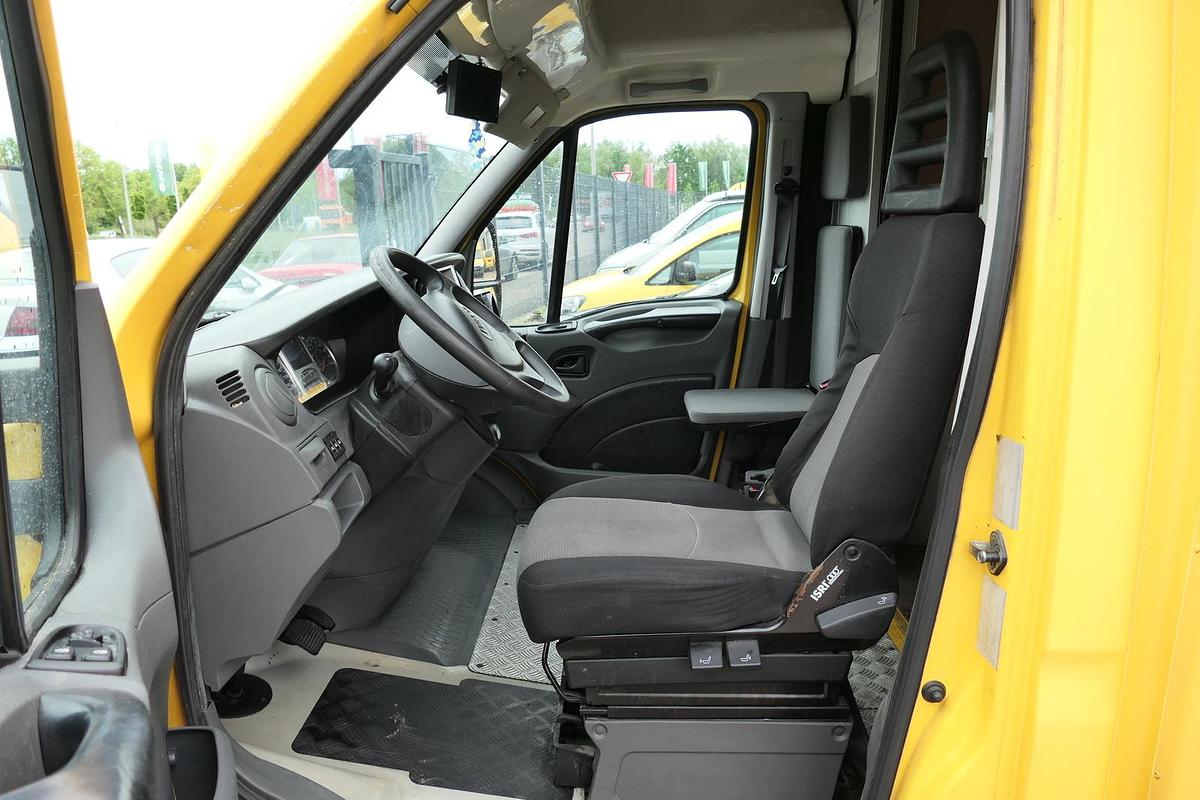 Gebraucht Iveco Daily 35 S11 C30C AUTOMATIK KAMERA MAXI Regale DURCHGANG