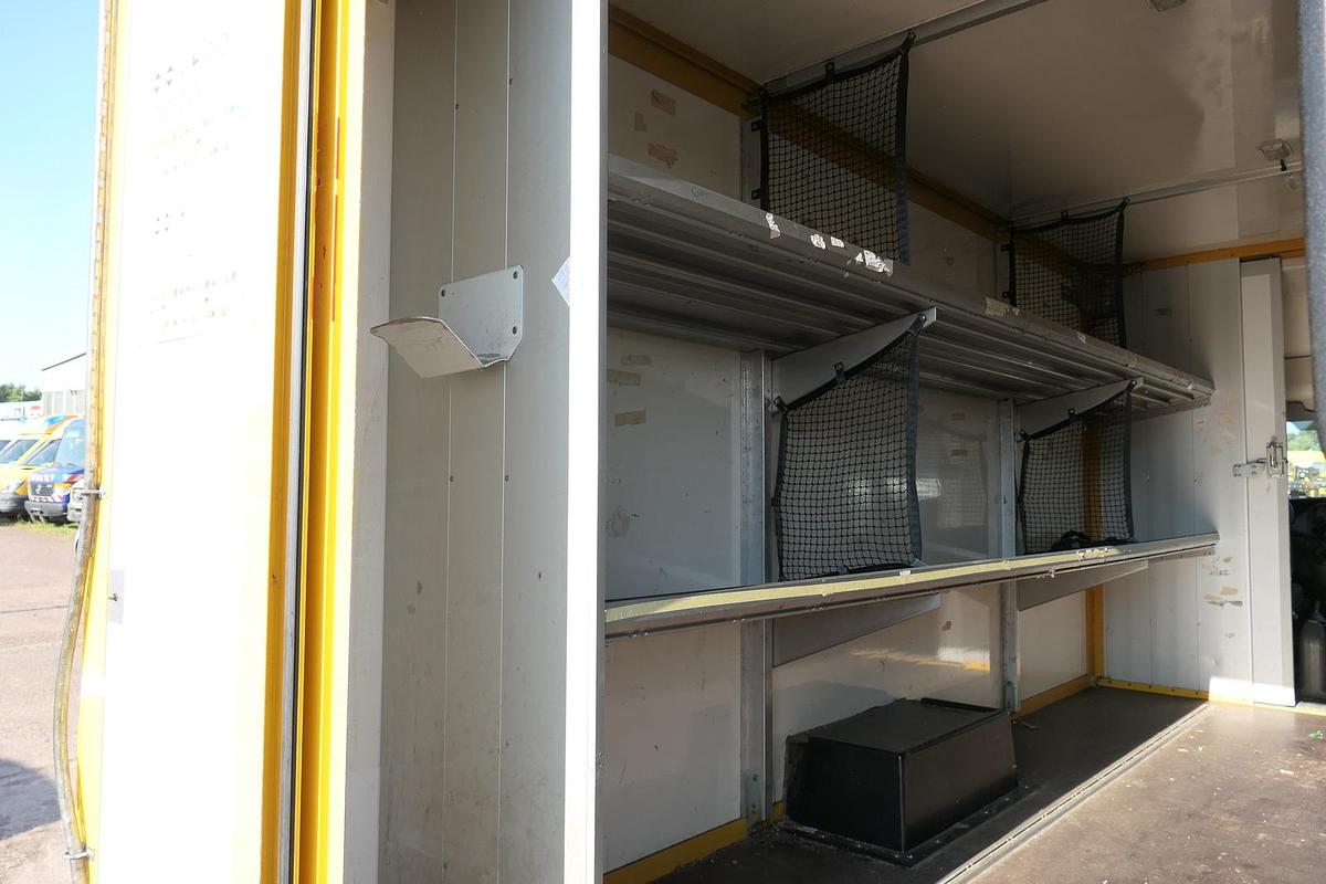 Gebraucht Iveco Daily 35 S11 C30C AUTOMATIK KAMERA Regale LUFT DURCHGANG EURO-5 CoC