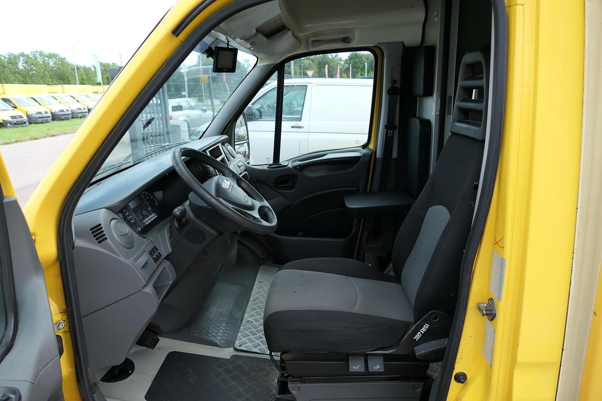Gebraucht Iveco Daily 35 S11 C30C AUTOMATIK KAMERA Regale LUFT DURCHGANG EURO-5 CoC