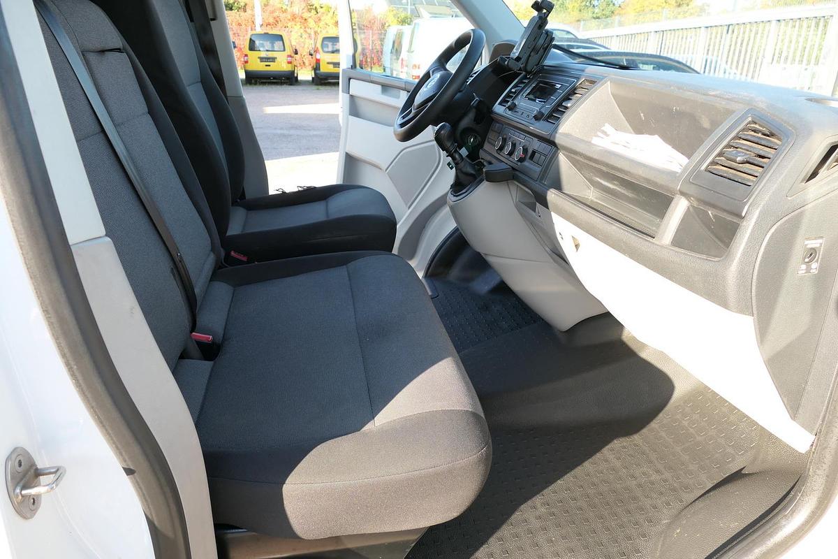 Gebraucht Volkswagen T6 Transporter 2.0 TDI 4Motion 3Sitzer KLIMA AHK WERKSTATTEINBAUTEN - COC