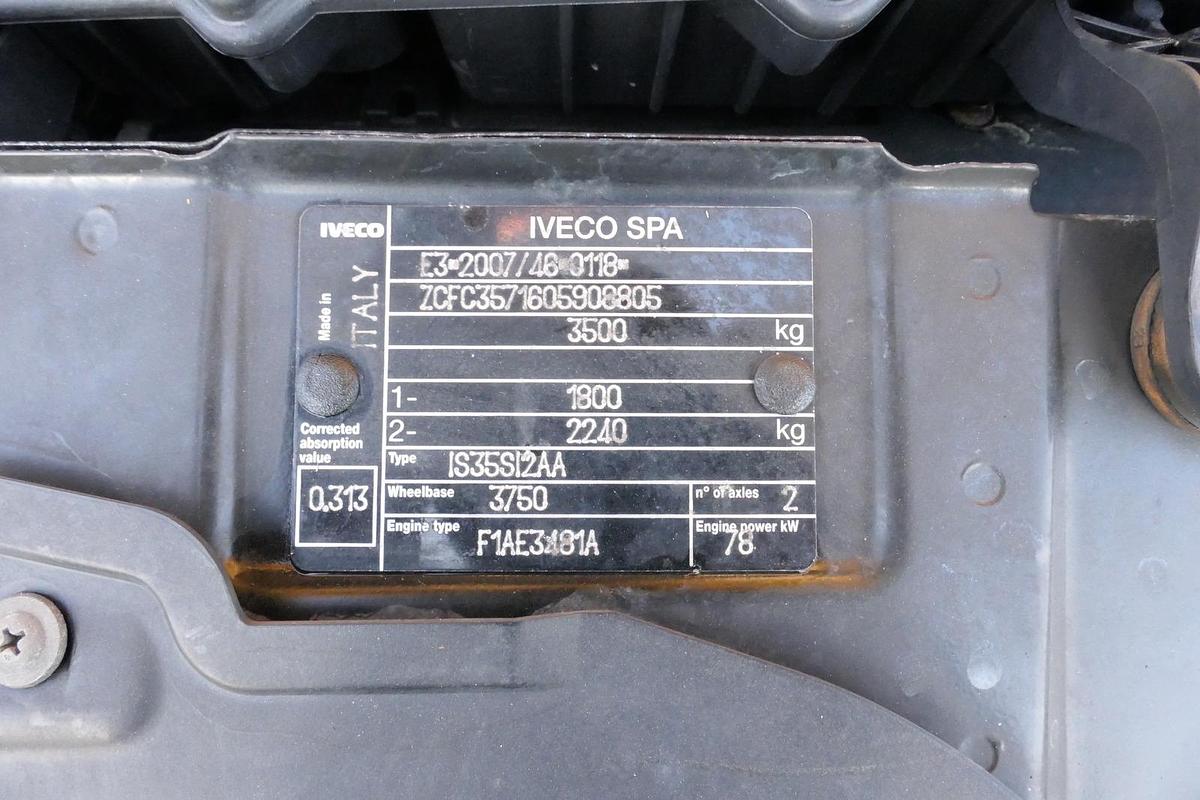 Gebraucht Iveco Daily 35 S11 C30C AUTOMATIK KAMERA MAXI KAMERA Regale LUFT - EURO 5 - CoC