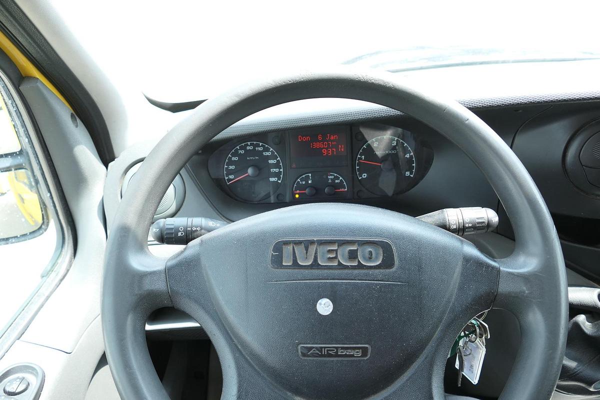 Gebraucht Iveco Daily 35 S11 C30C AUTOMATIK KAMERA MAXI KAMERA Regale LUFT - EURO 5 - CoC