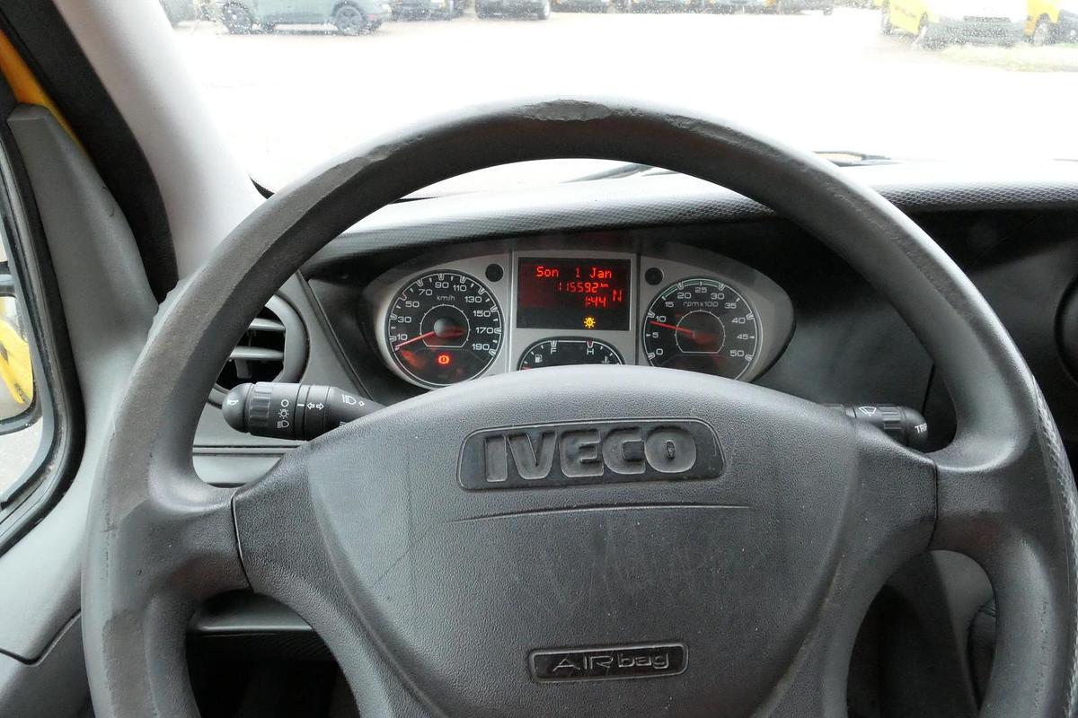 Gebraucht Iveco Daily 35 S11 C30C AUTOMATIK KAMERA MAXI Regale DURCHGANG