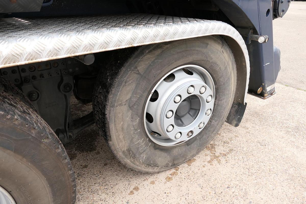 Gebraucht Volvo FM 370 6x2 Meiller Lenkachse KLIMA AHK