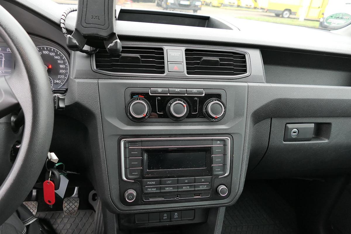 Gebraucht Volkswagen Caddy Maxi 2.0 TDI 4Motion 2-Sitzer Klima Tempomat AHK Werkstatteinbauten COC