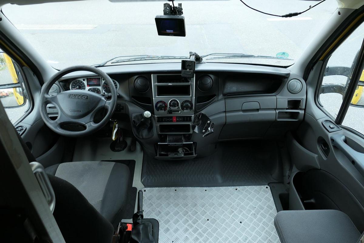 Gebraucht Iveco Daily 35 S11 C30C AUTOMATIK KAMERA MAXI Regale DURCHGANG