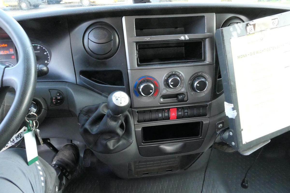 Gebraucht Iveco Daily 35 S11 C30C AUTOMATIK KAMERA Regale LUFT DURCHGANG EURO-5 CoC