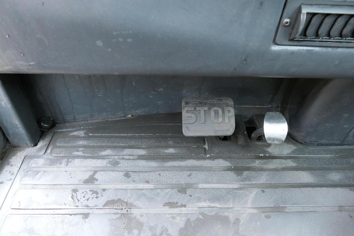 Gebraucht Linde P250 Schlepper AHK Batterie 24/2021 Schiebetüren